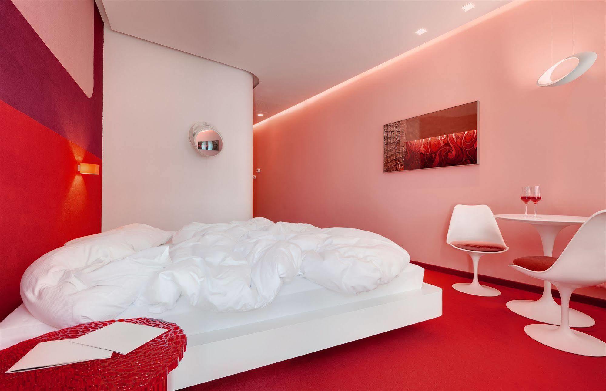 Boutique Imperialart Hotel 4*
